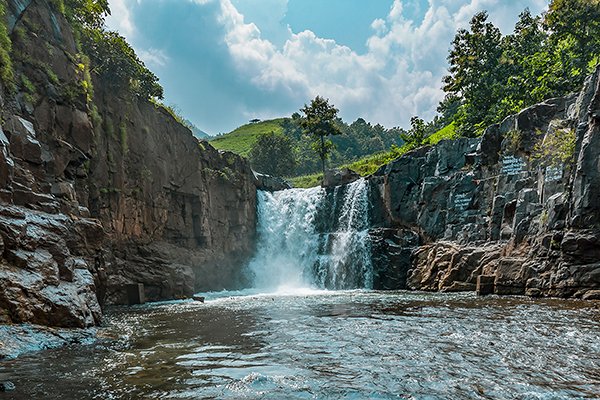 Zarwani Waterfalls